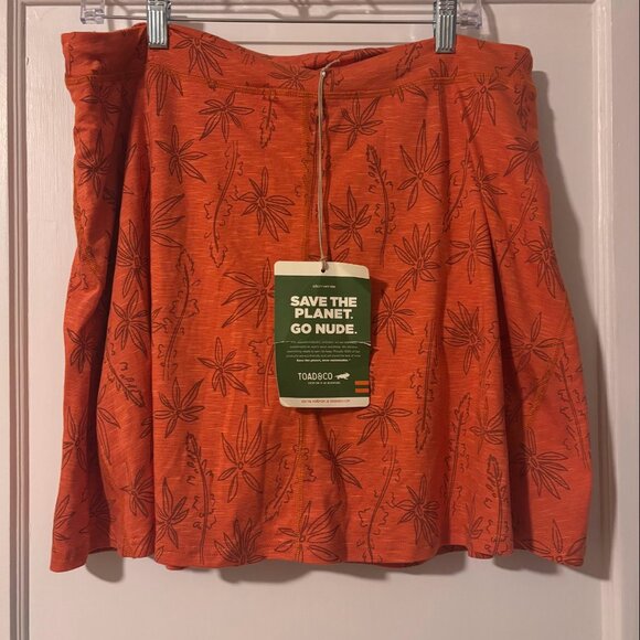 NWTToad & Co. Chaka Skirt in Poppy Airy Floral Size XL Built in Bike Shorts - Picture 2 of 2